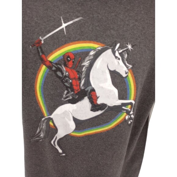 Marvel Deadpool Riding Unicorn Rainbow Gray Graphic T-Shirt Adult Size Large - Picture 5 of 11